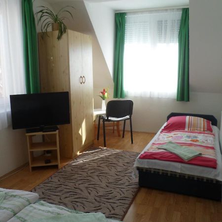 Makai Apartman Hotel Hajdúszoboszló Exterior foto