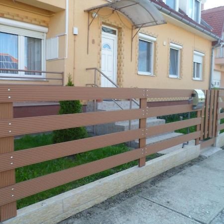 Makai Apartman Hotel Hajdúszoboszló Exterior foto